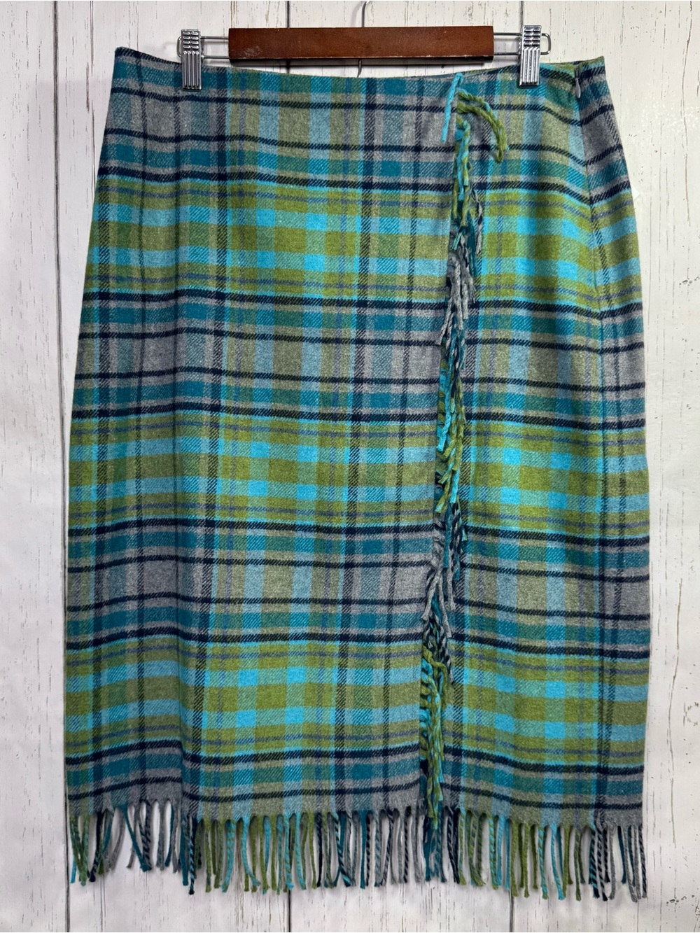 J.JILL Blue Green Plaid Wrap Skirt Size 12 Wool Blend Fringe Academia Preppy
